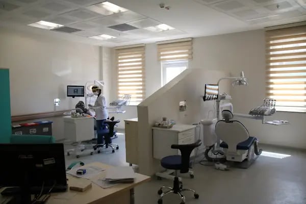 İnegöl Ağız ve Diş Sağlığı Hastanesi - Resim 3