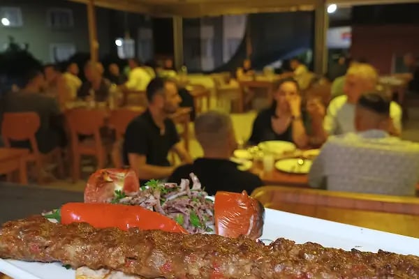 İki tek restaurant - Resim 7