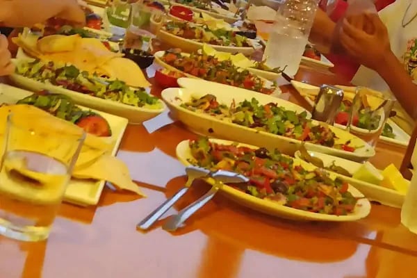 İki tek restaurant - Resim 18