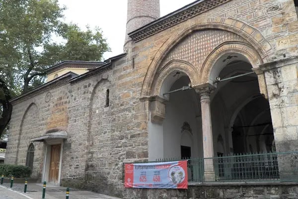 Gazi Orhan Bey Camii - Resim 8