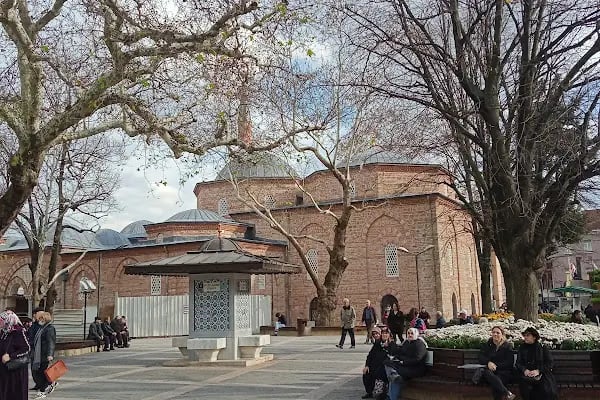 Gazi Orhan Bey Camii - Resim 15