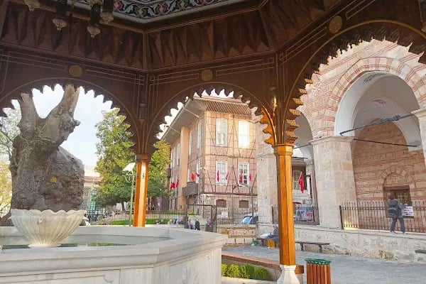 Gazi Orhan Bey Camii - Resim 9