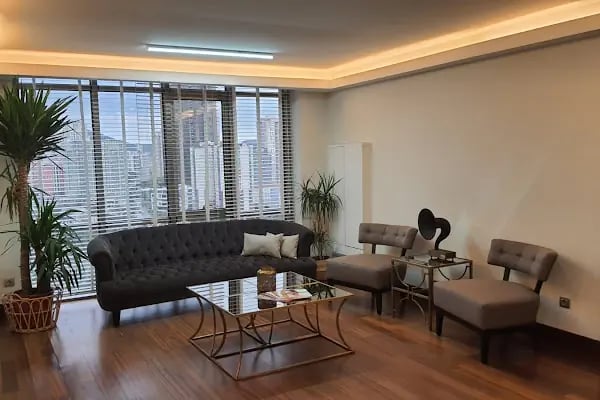 Ataşehir Plastik ve Estetik Cerrahi Uzmanı Op.Dr. Ayhan Turhan - Resim 9