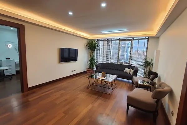 Ataşehir Plastik ve Estetik Cerrahi Uzmanı Op.Dr. Ayhan Turhan - Resim 3