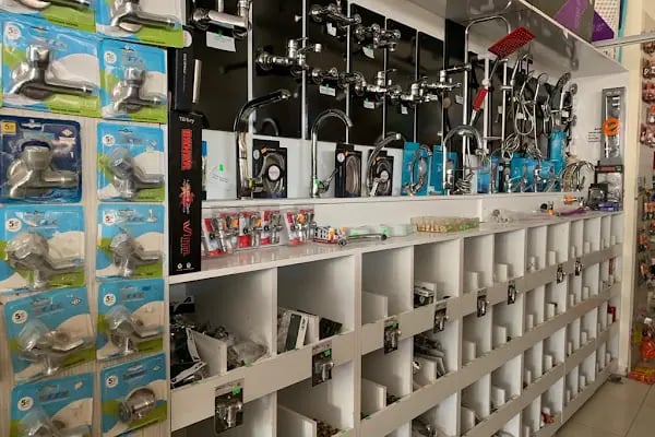 Emin Ticaret Yapı Market - Resim 11