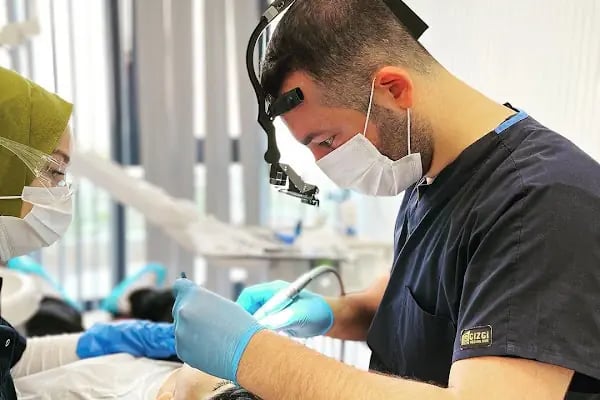 Pera Ağız ve Diş Sağlığı Polikliniği - Resim 9