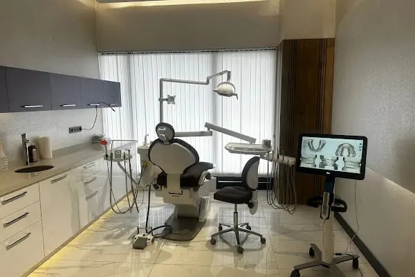 Özel Dentinegöl Ağız ve Diş Sağlığı Polikliniği - Resim 3