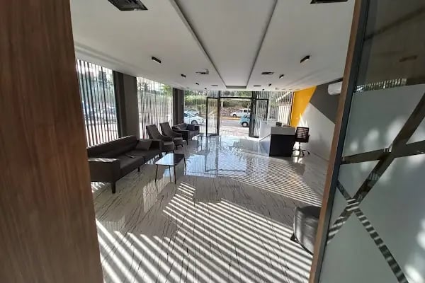 BEYAZ LOTUS AĞIZ ve DİŞ SAĞLIĞI POLİKLİNİĞİ - Resim 1