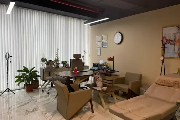 Uzm. Dr. Eylem Emel Arıkan - Resim 1