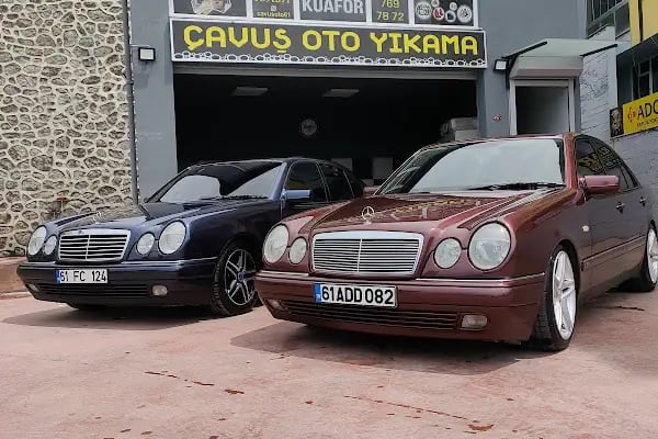 ÇAVUŞ OTO YIKAMA غسيل السيارات سيارة صغيرة 500 ليرة تركية سيارة كبيرة 600 ليرة تركية - Resim 2