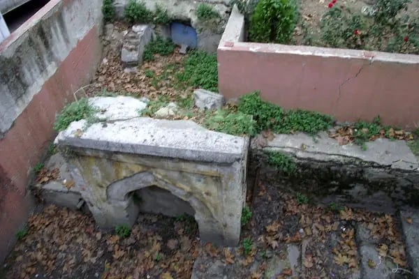 Istanbul Büyükşehir Belediyesi Sarıyer Mezarlığı - Resim 10