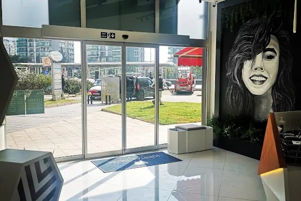 Uzm.Dt. Orhan Rıdvan Vurgeç, Bursa Restoratif Diş Tedavisi Uzmanı - Kanal Tedavisi Estetik Diş Hekimi - Resim 6