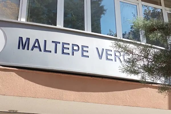 Maltepe Vergi Dairesi - Resim 6