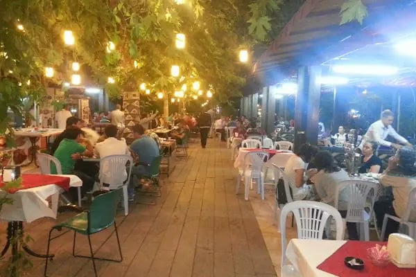 Vitamin Cafe - Resim 2