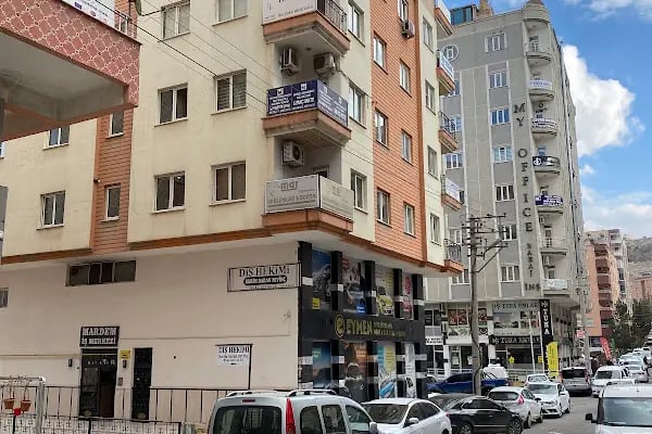 Diş Hekimi Kerim Baran Sevinç - Resim 2