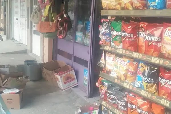 Kaya Market kara'nın yeri - Resim 4