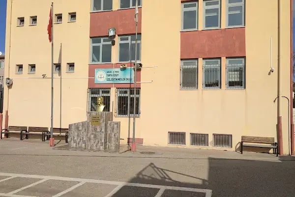 Yahya Özsoy Özel Eğitim Meslek Okulu - Resim 2