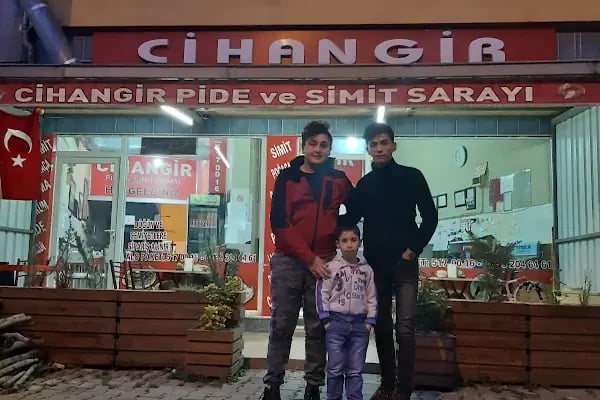 Cihangir Pide Ve Simit Sarayı - Resim 10