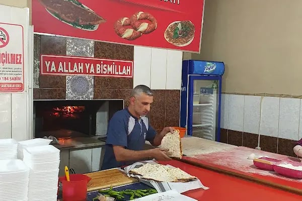 Cihangir Pide Ve Simit Sarayı - Resim 14