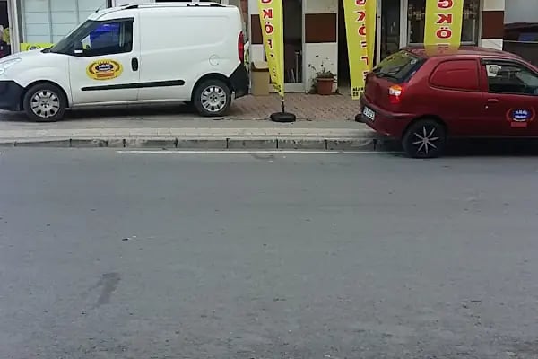 Kral Çiğköfte Çayırova Ana Bayii - Resim 15
