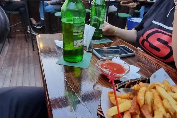 Greenish Pub - Resim 10