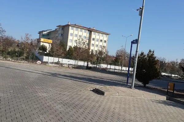 ŞEHİT OĞUZHAN YAŞAR ANADOLU LİSESİ - Resim 5