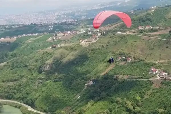 Trabzon Sera gölü Paraşüt Paragliding - Resim 2