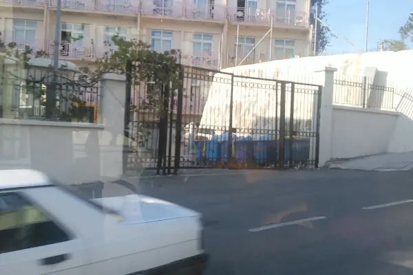 Dokuz Eylül Üniversitesi Öğrenci Yurdu - Resim 19