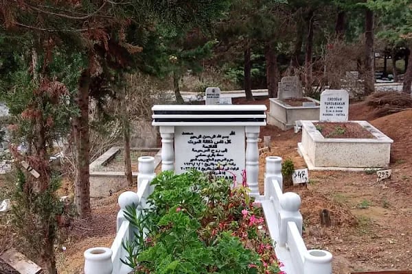 bahai gülistani cavid mezarlığı - Resim 4