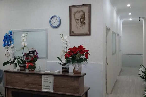 Özel Bağlar Ağız ve Diş Sağlıgı Polikliniği - Resim 2