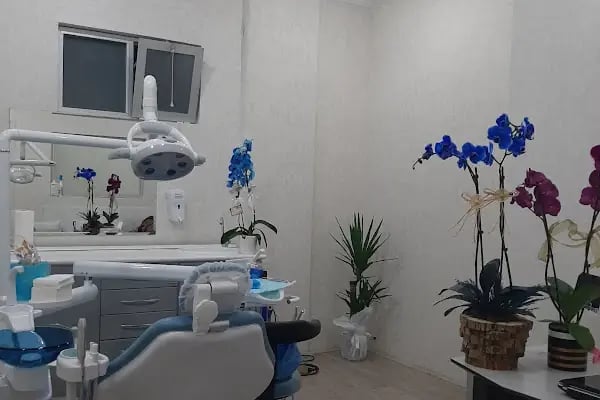 Özel Bağlar Ağız ve Diş Sağlıgı Polikliniği - Resim 4