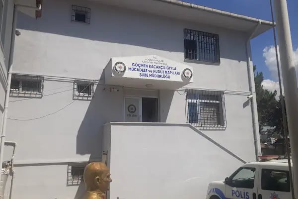 Göçmen Kaçakçılığıyla ve Hudut Kapıları Şube Müdürlüğü - Resim 1