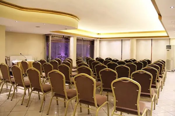 H&amp;M RESIDENCE - Resim 11
