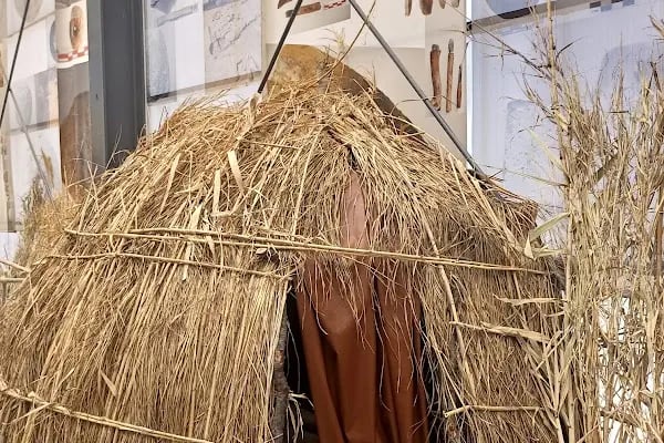 Yeşilova Höyüğü Ziyaretçi Merkezi - Resim 15
