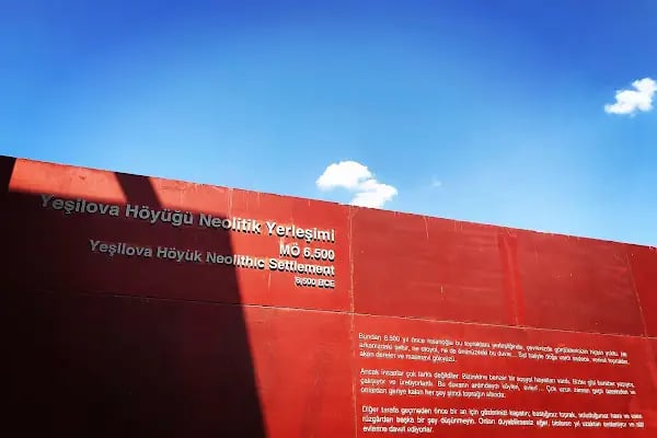 Yeşilova Höyüğü Ziyaretçi Merkezi - Resim 3