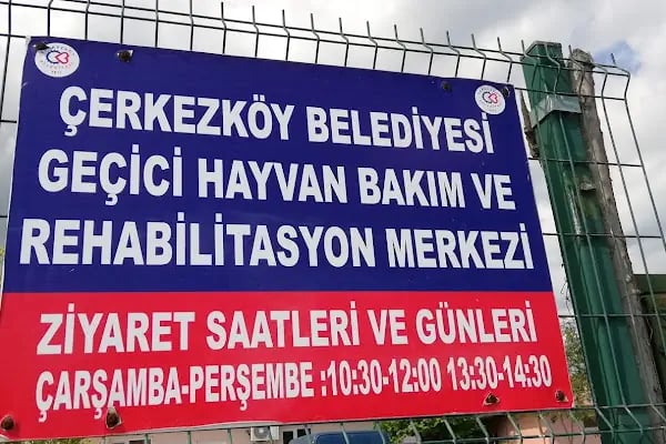 Çerkezköy Belediyesi Geçici Hayvan Bakım Ve Rehabilitasyon Merkezi - Resim 1