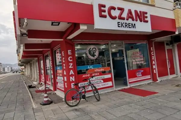 EKREM ECZANESİ - Resim 3