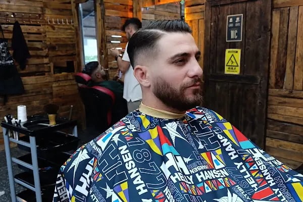 Altıntaş Hair Studio - Resim 17