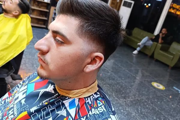 Altıntaş Hair Studio - Resim 18