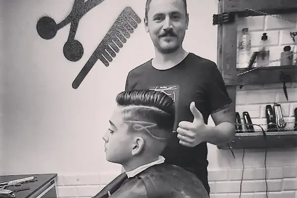 Altıntaş Hair Studio - Resim 9