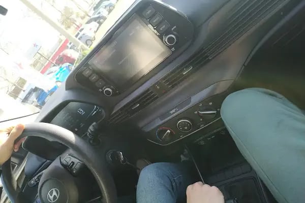 Contact Rent A Car - Antalya Hava Limanı - Resim 19