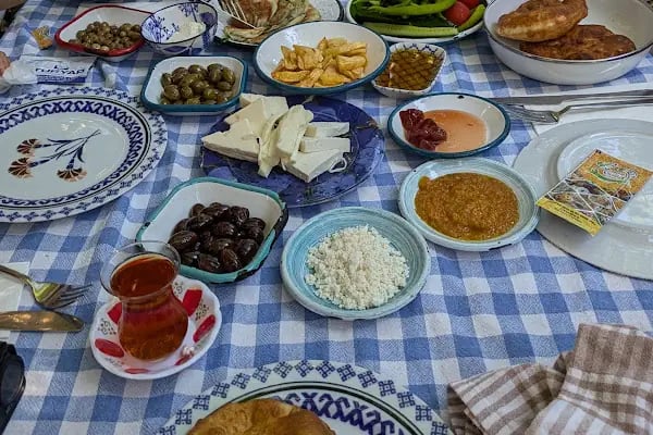 Asmalı Çardak Kahvaltı Evi - Resim 4