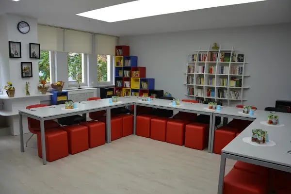 Şehit Piyade Teğmen Furkan Yayla Kütüphanesi - Resim 4