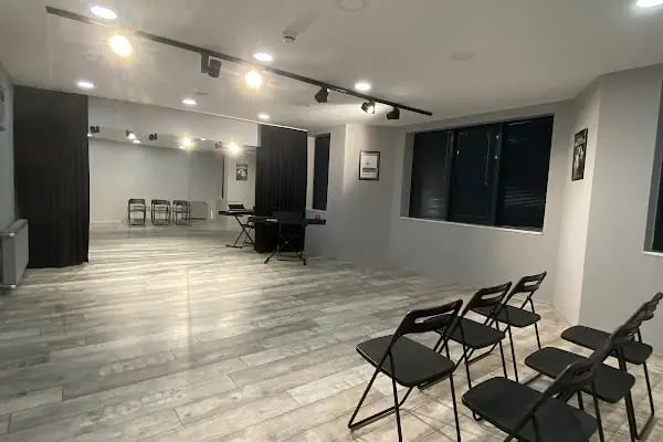 T.C MEB Metot Sanat Akademisi Sahne ve Gösteri Sanatları Akademisi - Resim 1