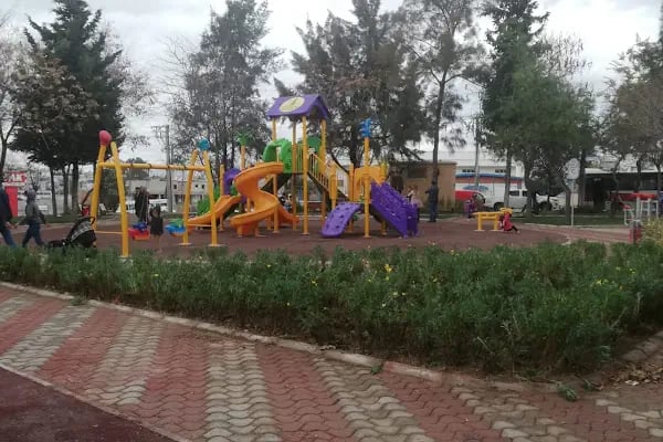 Adile Naşit Parkı - Resim 1