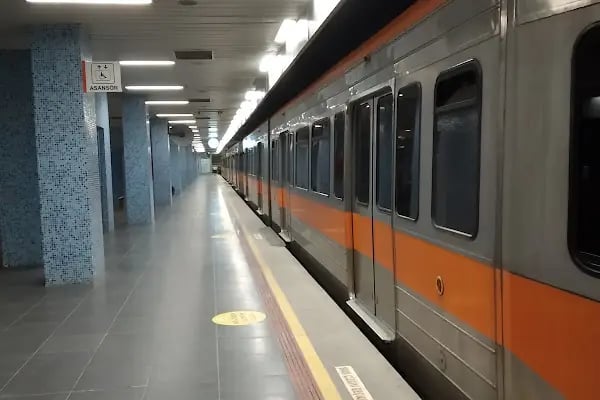 Hastane Metro İstasyonu - Resim 6