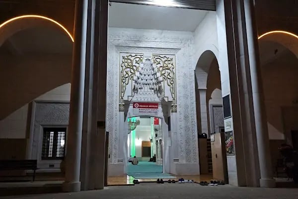 Döşemealtı Merkez Camii - Resim 17