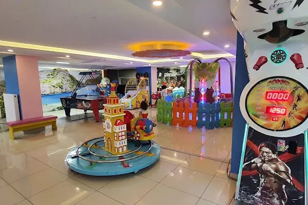 Joy Cafe Restaurant - Resim 19