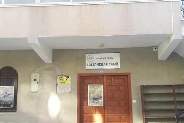 Bostancı Cami - Resim 11