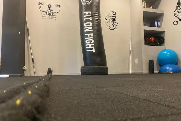 Fit on Fight Pt Studio - Resim 19